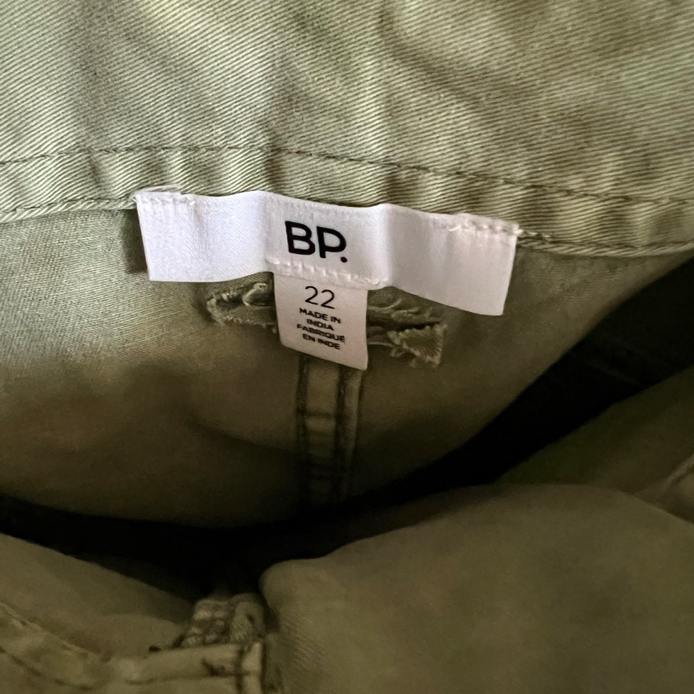 BP Olive Green Cargo Pants - Picture 5 of 5